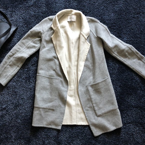 Aritzia Babaton Dalton Coat grey and beige - Picture 2 of 4